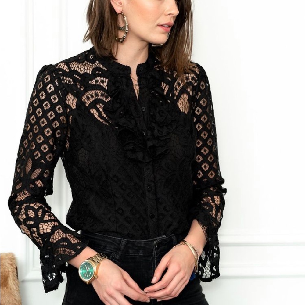 Black laceTHE SHIRT Rochelle Behrens